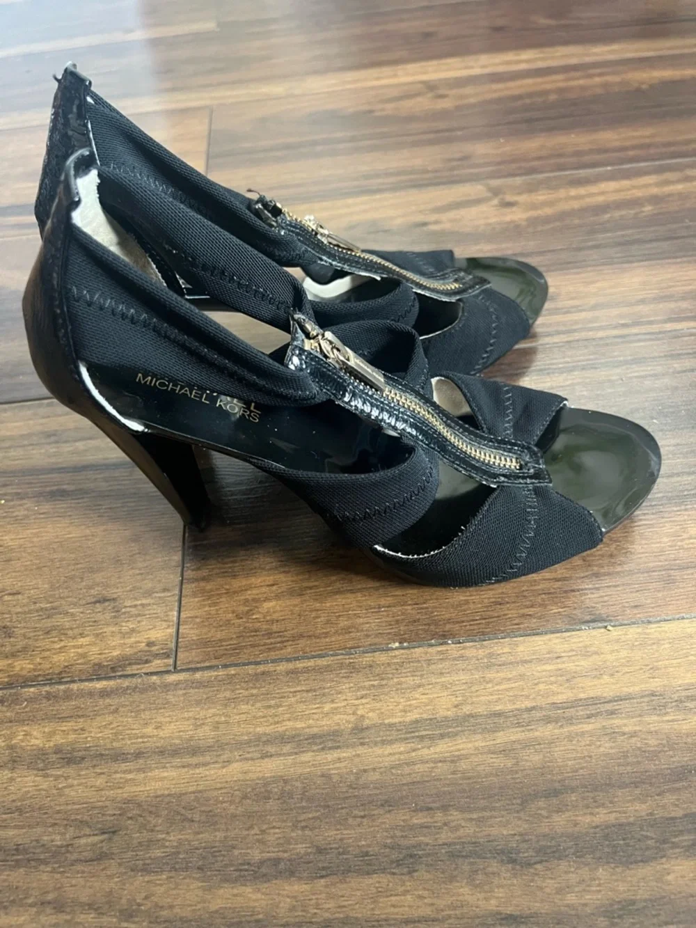 Michael Kors Black and Gold Front-Zip High Heel Sandals Sz 9 M - Picture 2 of 8